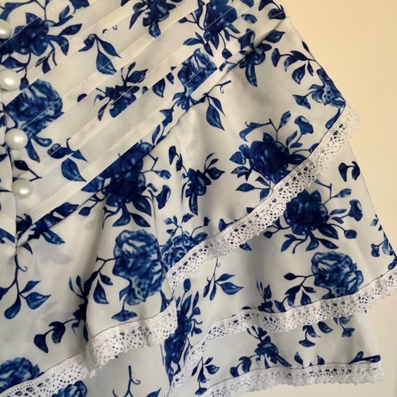 Floral Southern Style Skorts - Picture 6 of 7